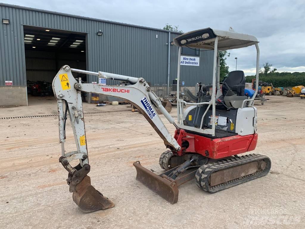 Takeuchi TB 215 R 小型挖掘机