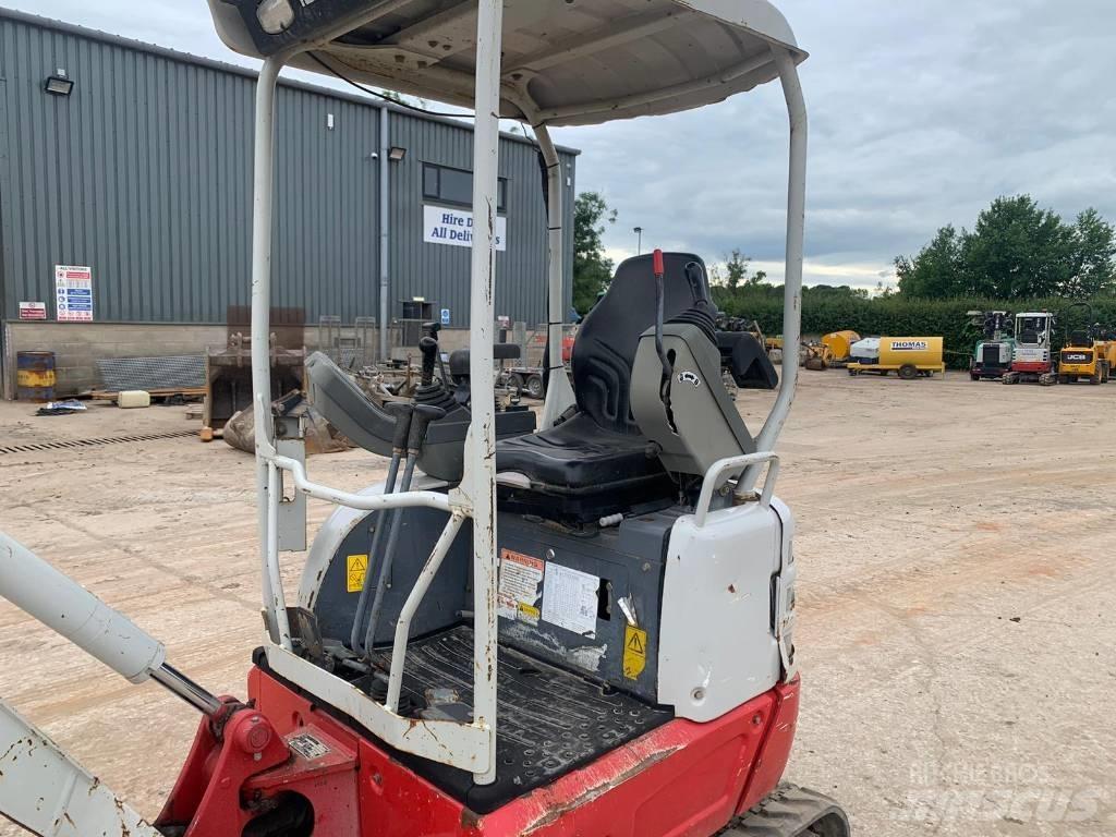 Takeuchi TB 215 R 小型挖掘机