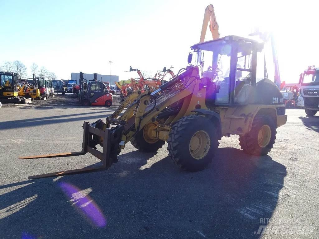 CAT 908 轮式装载机
