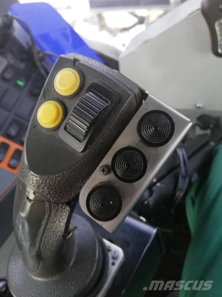 Valtra T202 收割机