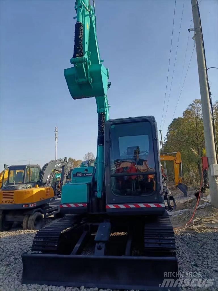 Kobelco SK 75 中型挖掘机