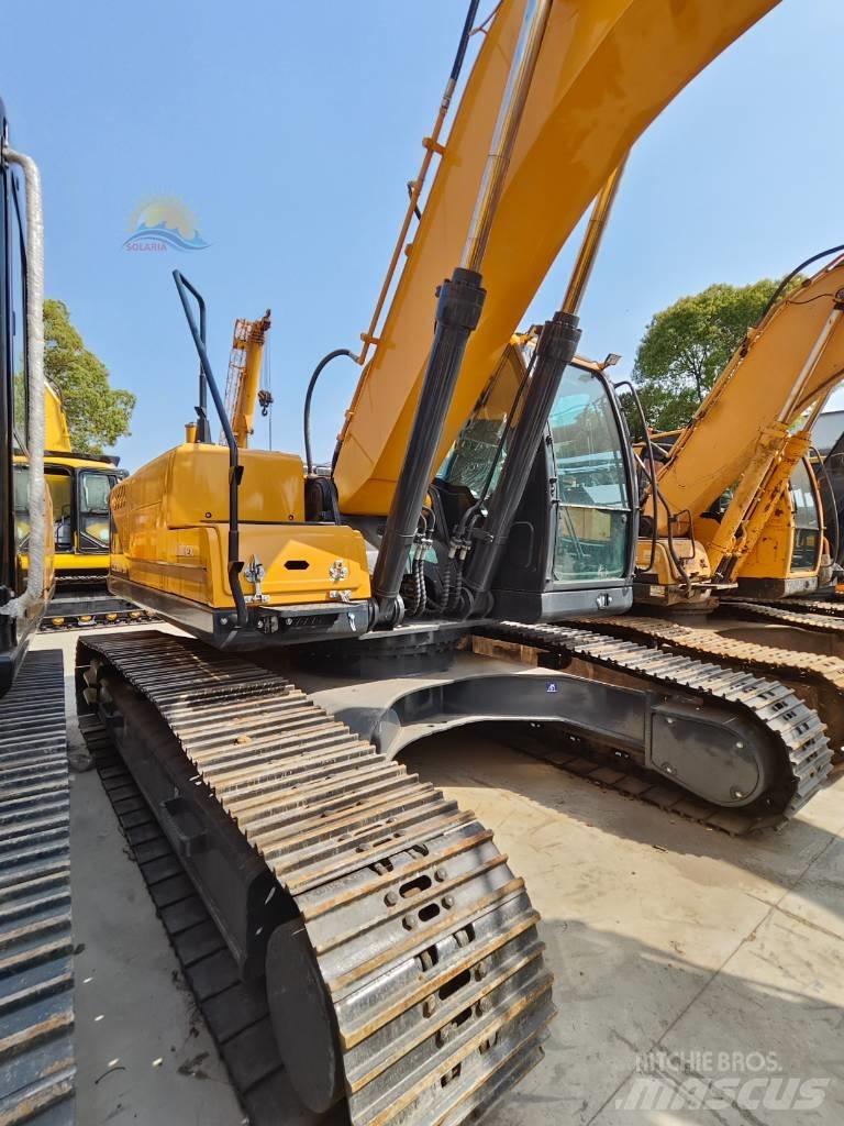 Hyundai R220LC-9S 履带挖掘机