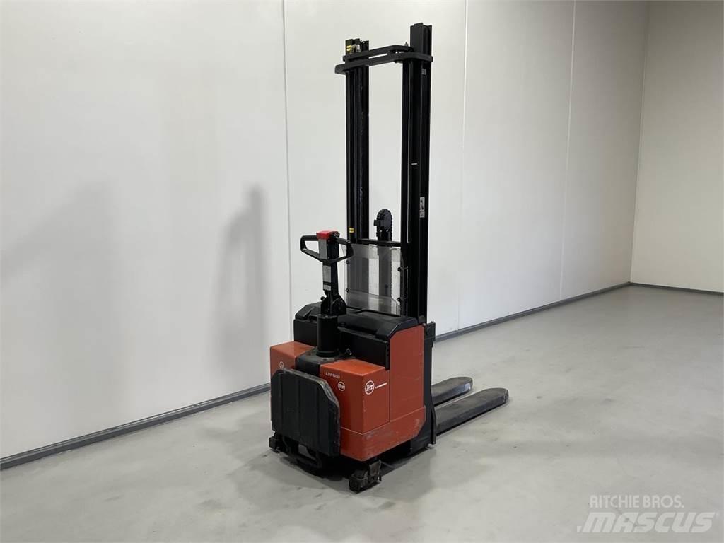 BT LSV 1250/11 行走式堆垛机