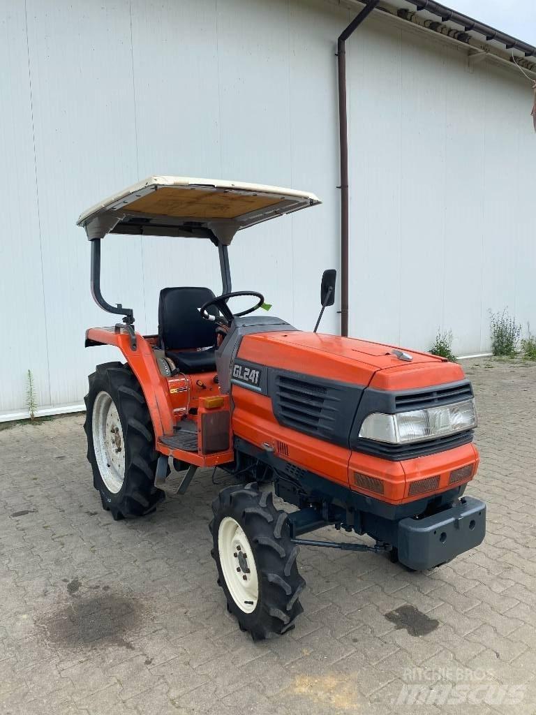 Kubota GL241 小型拖拉机