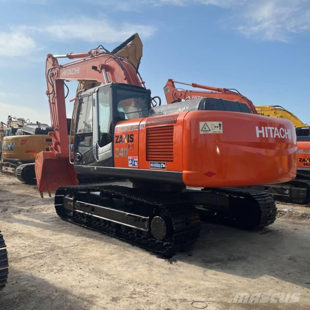 Hitachi ZX 240 履带挖掘机