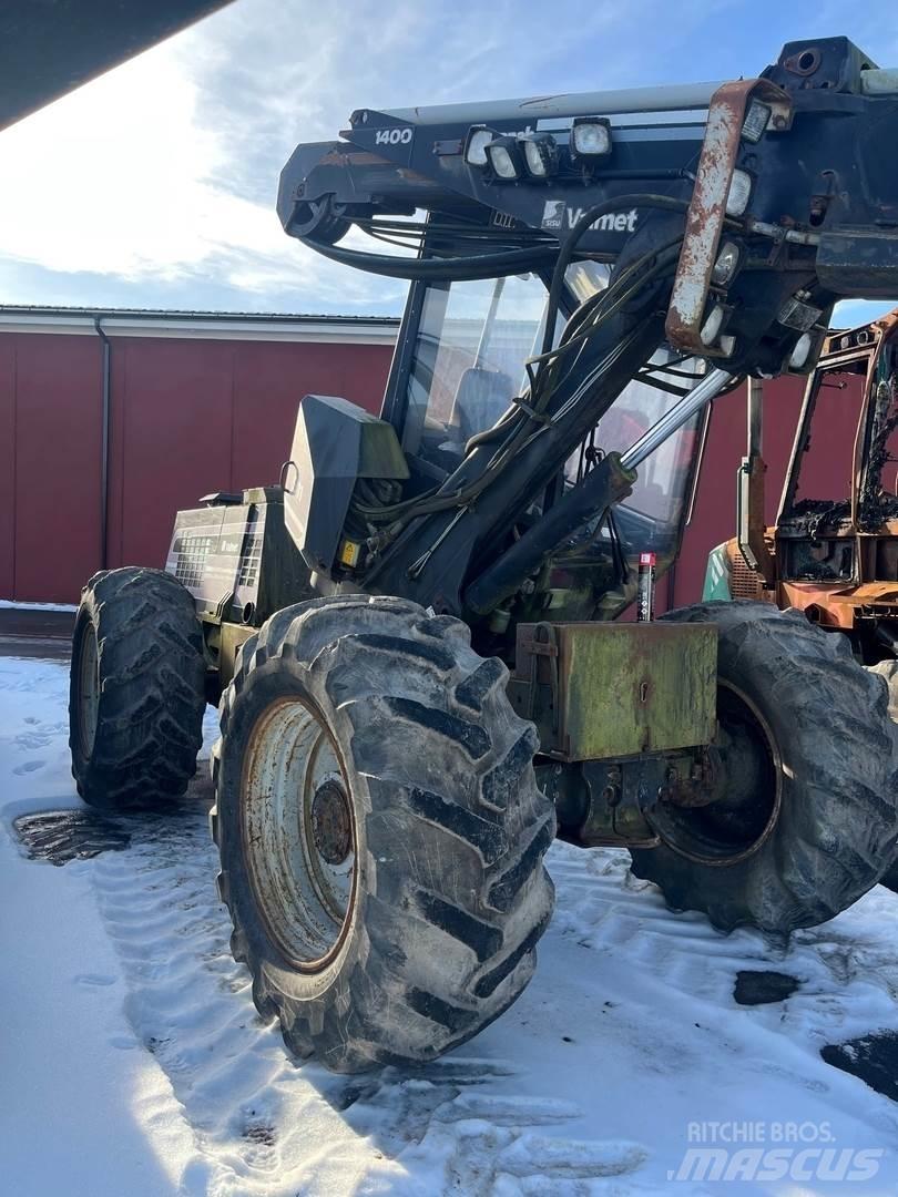 Valmet 911 收割机