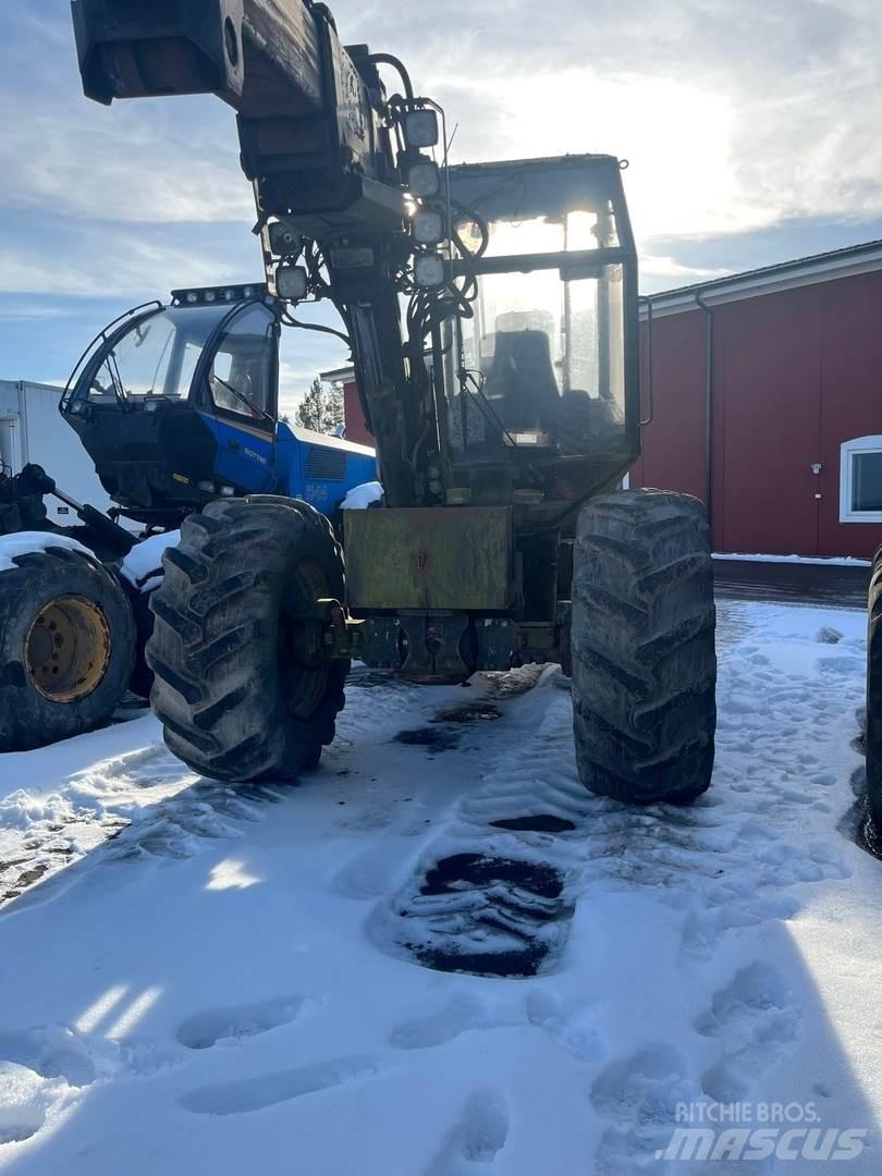 Valmet 911 收割机