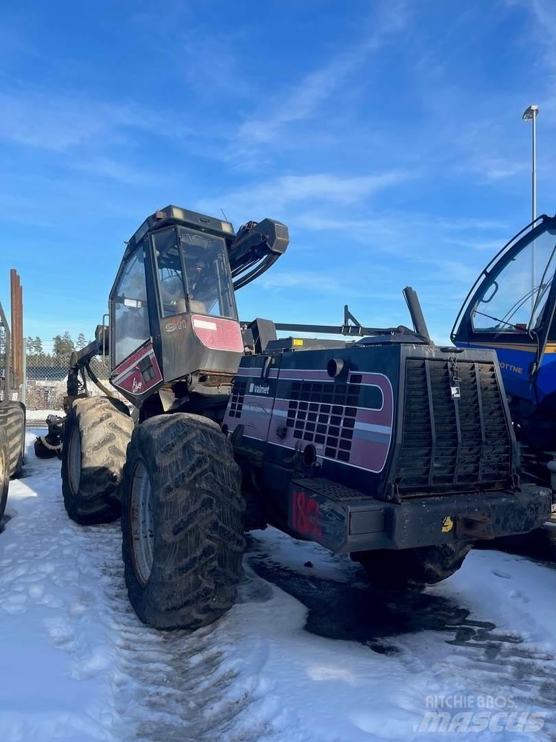 Valmet 911 收割机