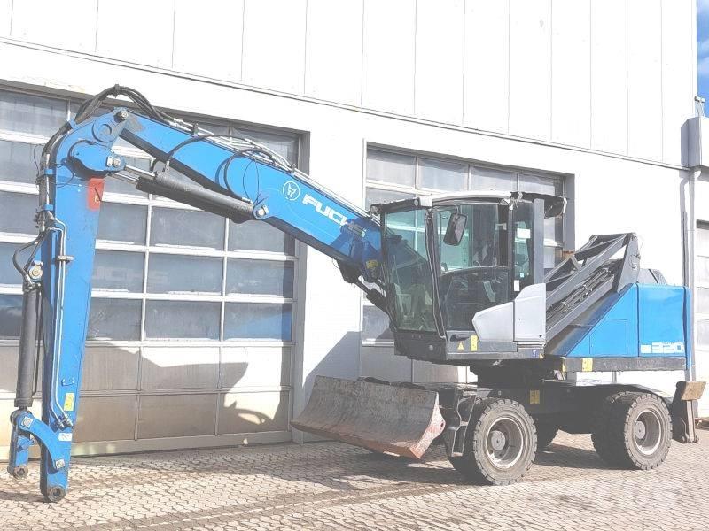 Fuchs MHL 320 F 工业挖掘机