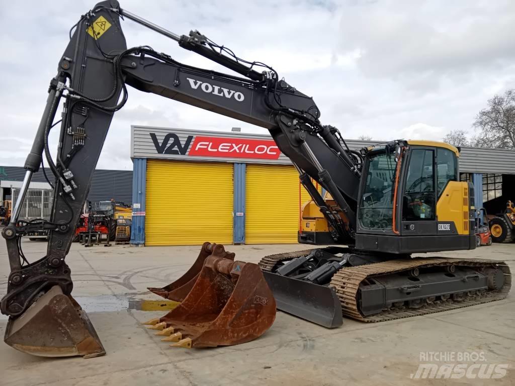 Volvo ECR235EL 履带挖掘机
