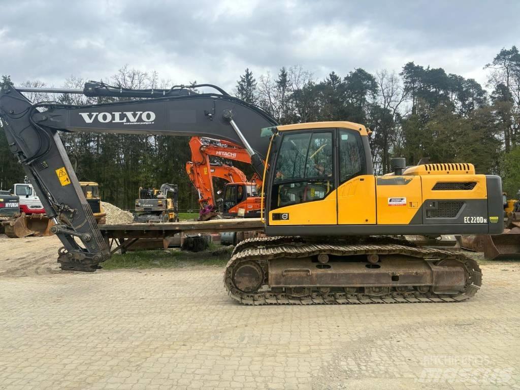 Volvo EC 220 D 履带挖掘机
