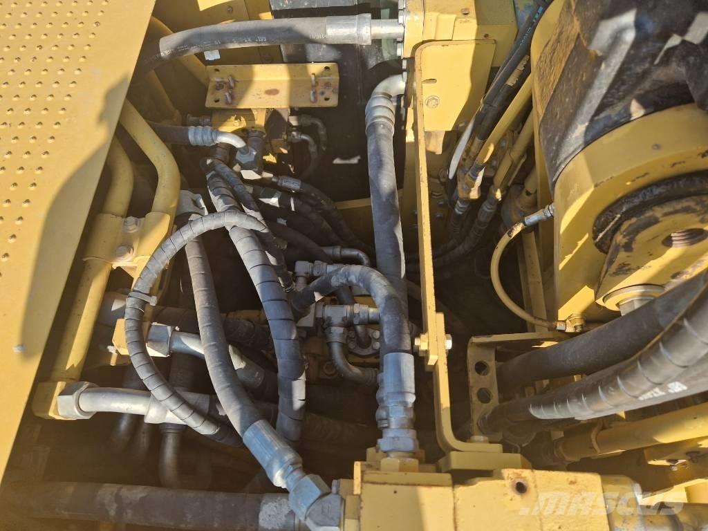 CAT 323D LRR * 2011r. * 履带挖掘机