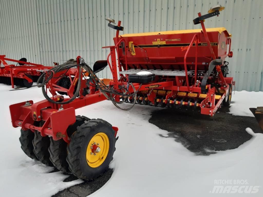 Väderstad Rapid 300C 多功能条播机