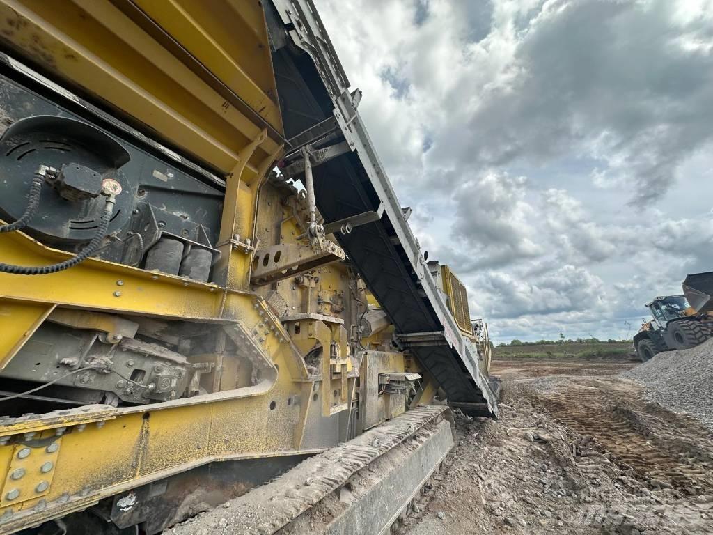 Keestrack R5e 移动式破碎机