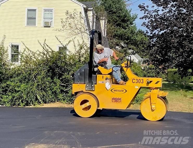 Weiler C303 双轮压路机