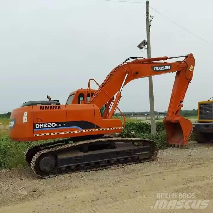 Doosan DH200LC-7 履带挖掘机