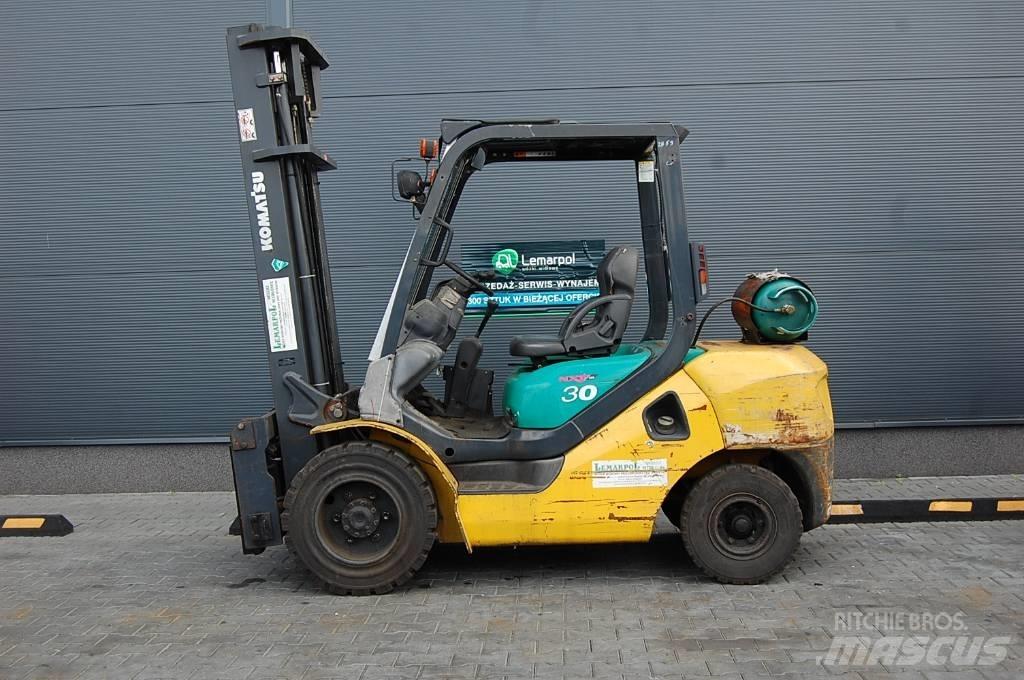 Komatsu FG30C-16 其他叉车