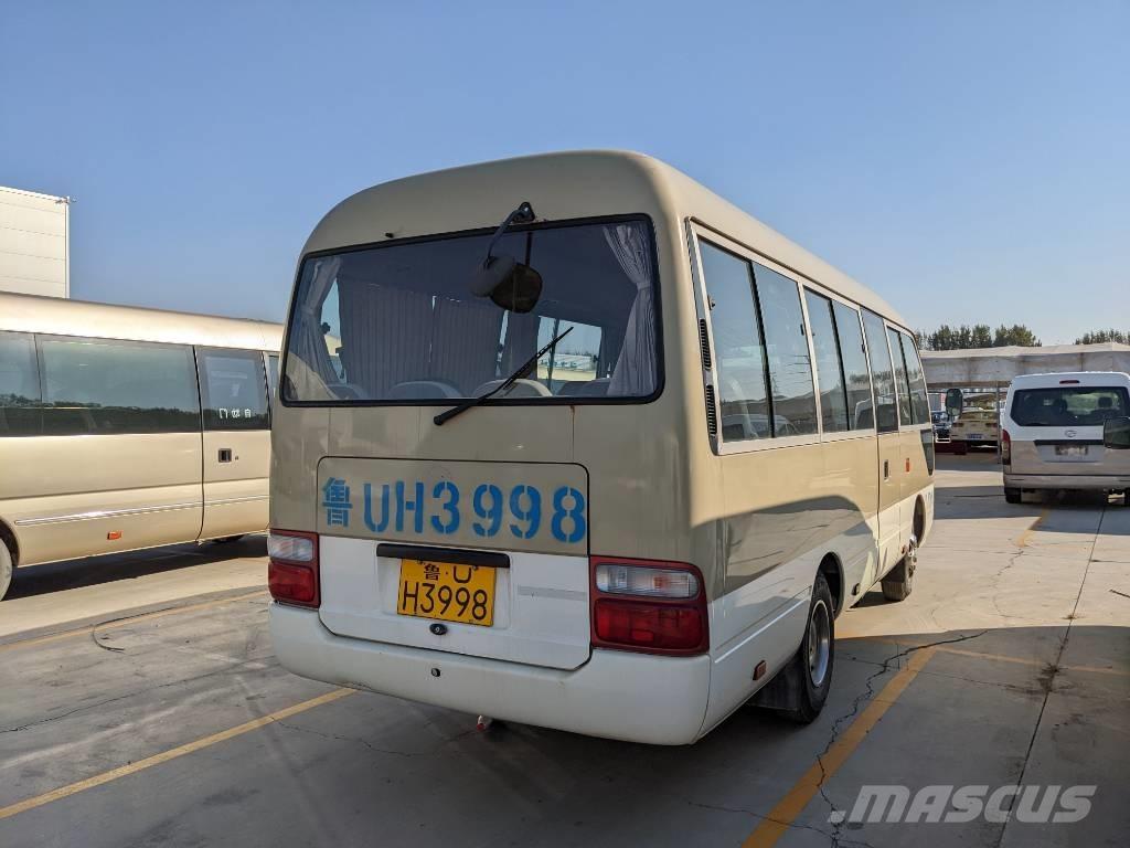 Toyota Coaster Bus 迷你巴士