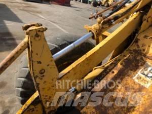 CAT 910 轮式装载机