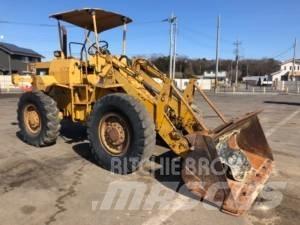CAT 910 轮式装载机