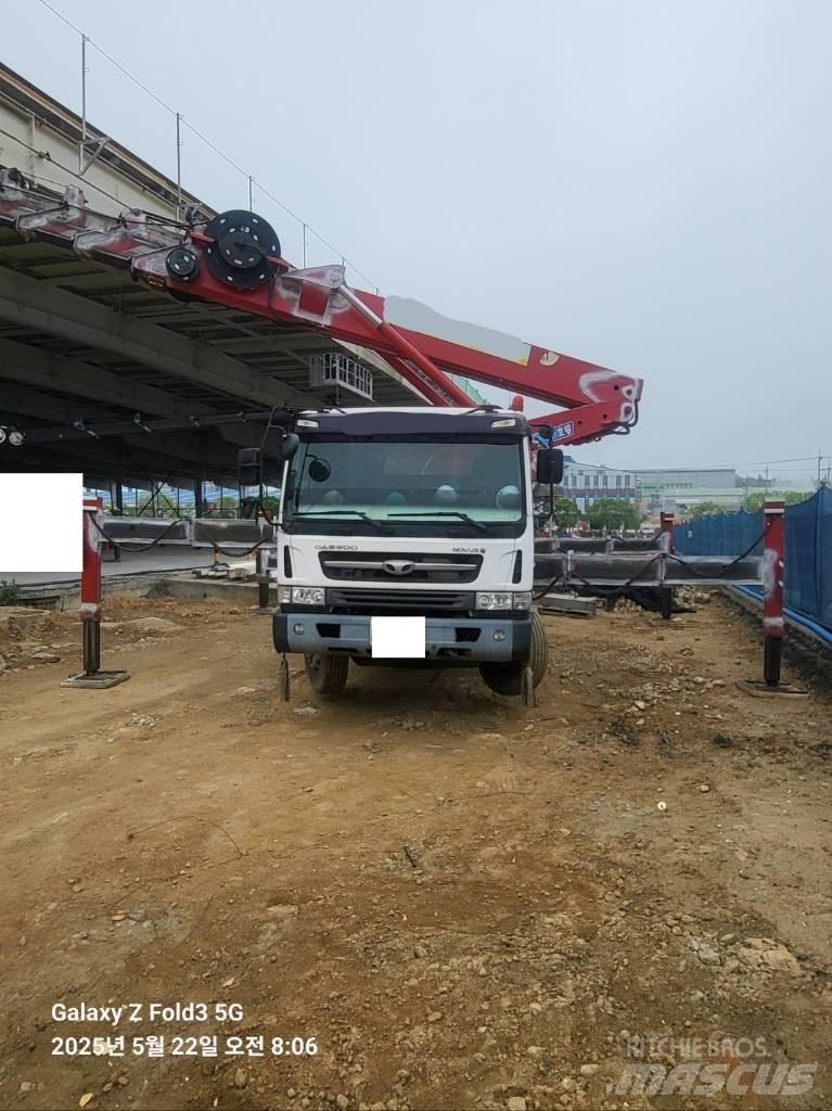 Horyong SKY4504 车载式高空作业车