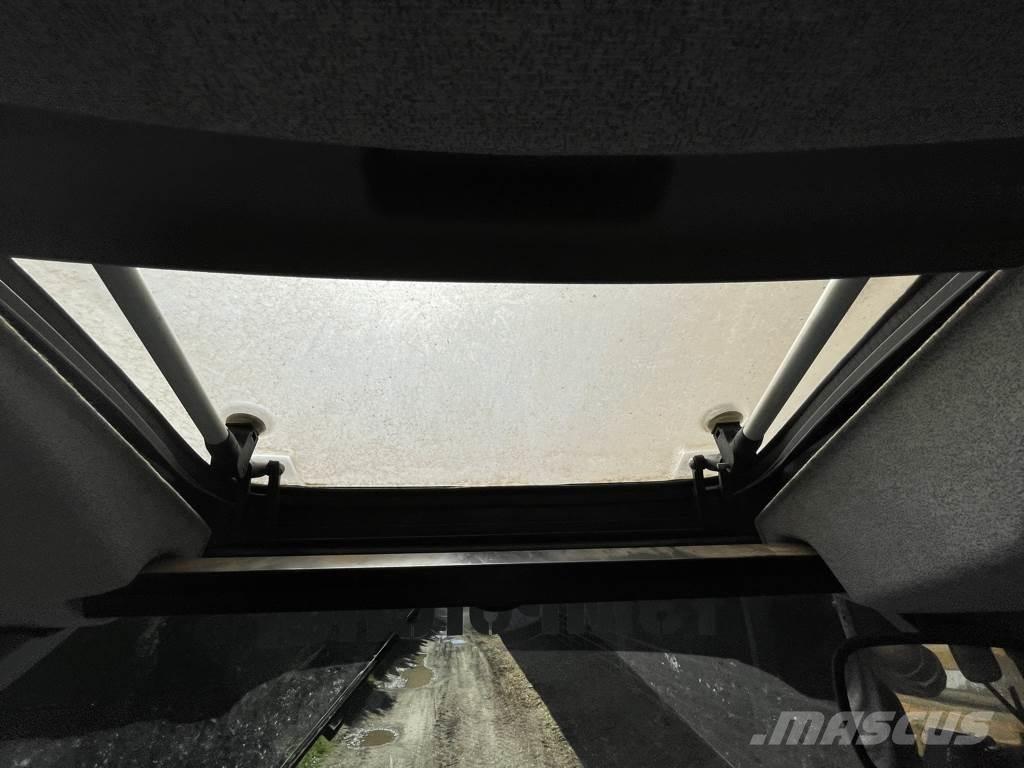 New Holland T6.180 拖拉机/农用车