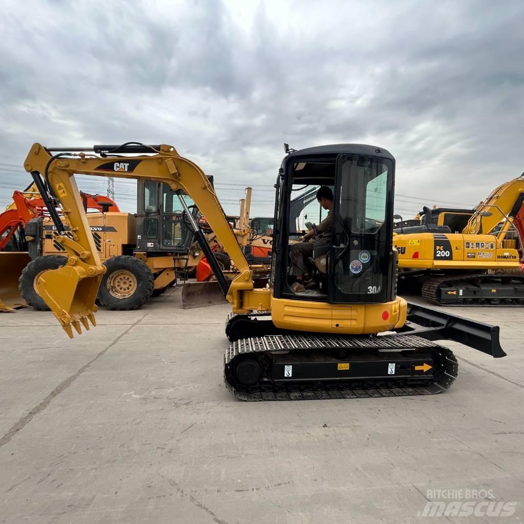 CAT 304 履带挖掘机