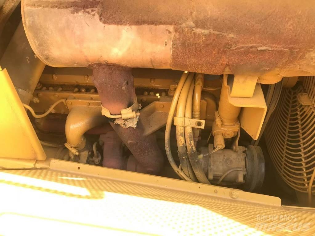 CAT D 6 G 履带式推土机