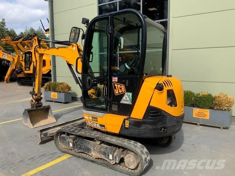JCB 8026 CTS 小型挖掘机