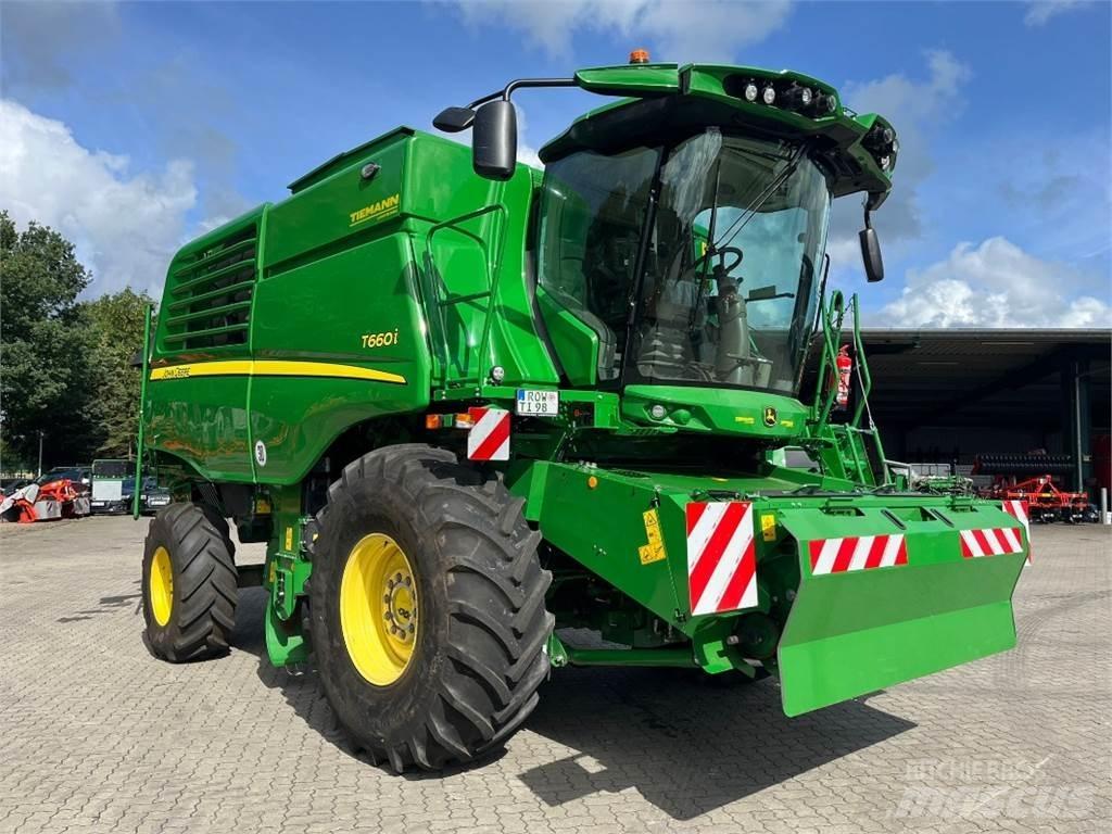 John Deere T660 联合收割机