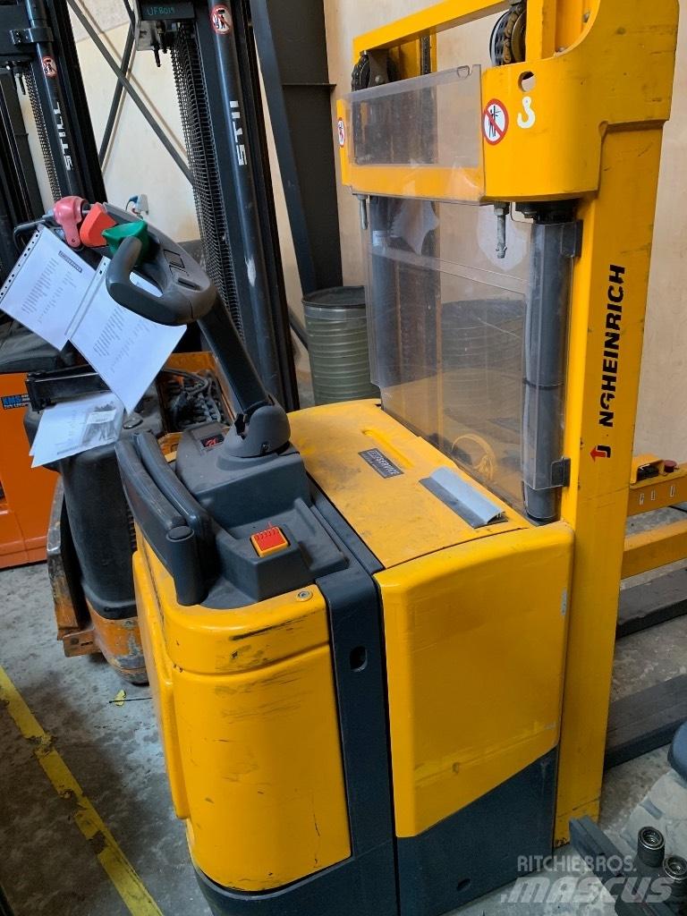 Jungheinrich ERZ14 行走式堆垛机