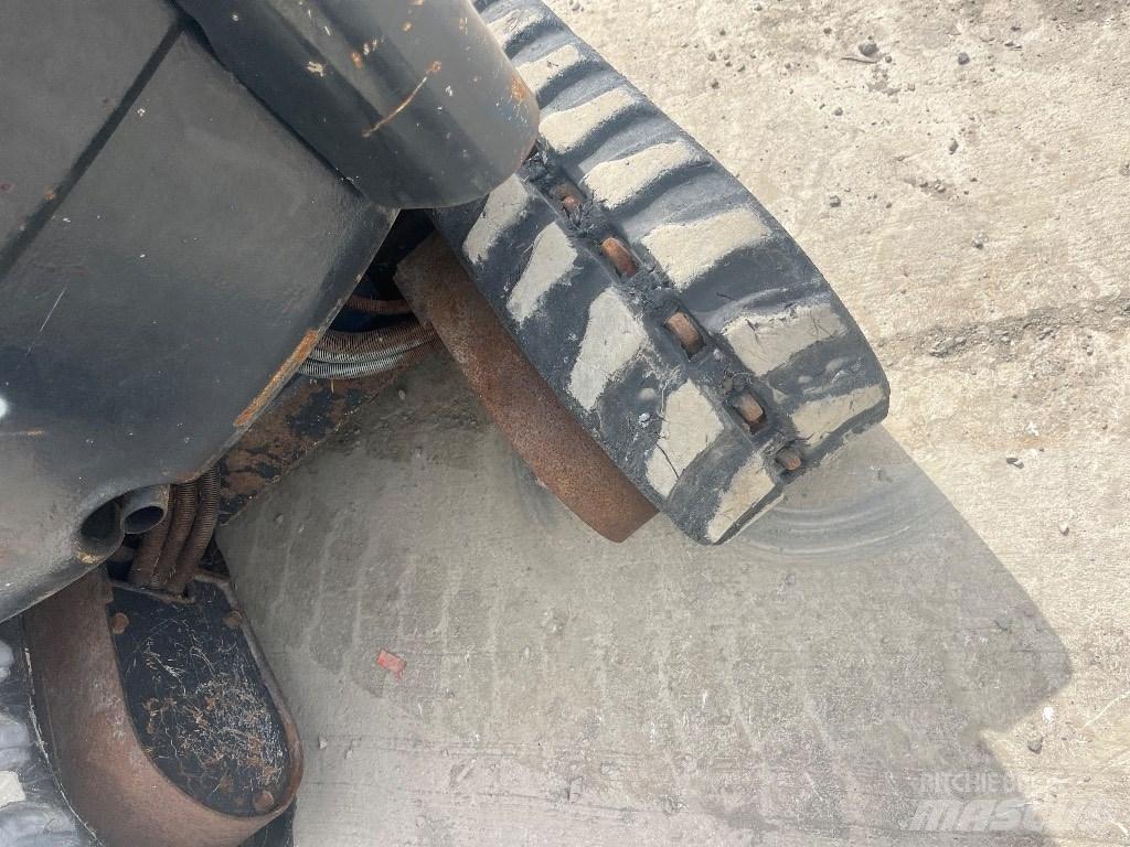 Yanmar SV 08 小型挖掘机