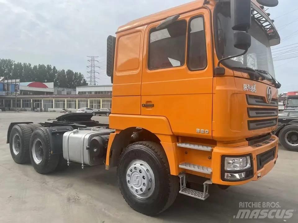 Shacman F3000 6X4 牵引车