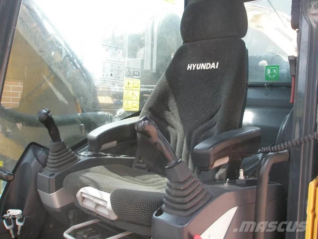 Hyundai HX260LC 履带挖掘机