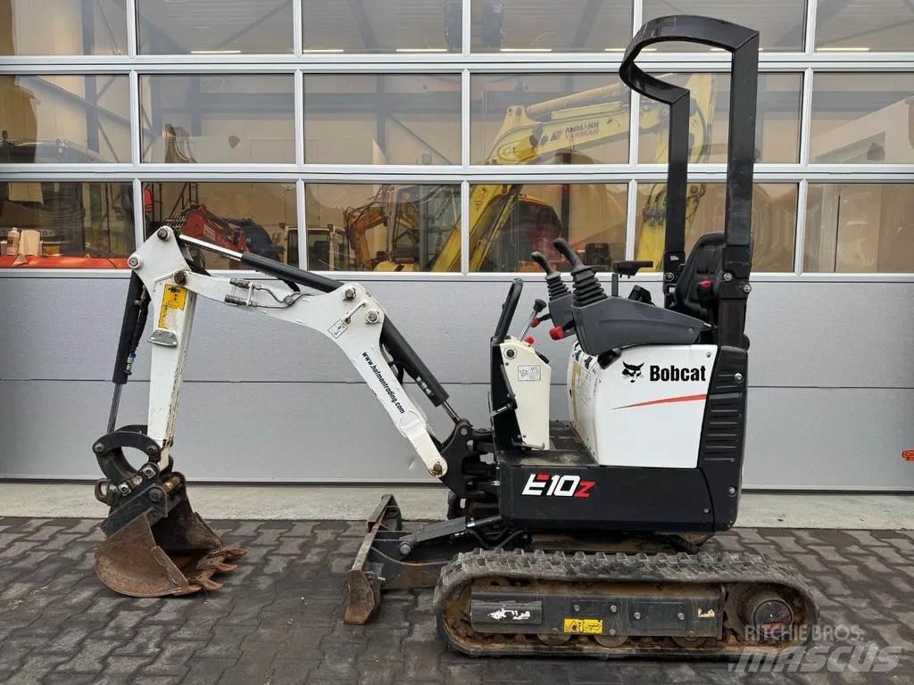 Bobcat E10z 小型挖掘机