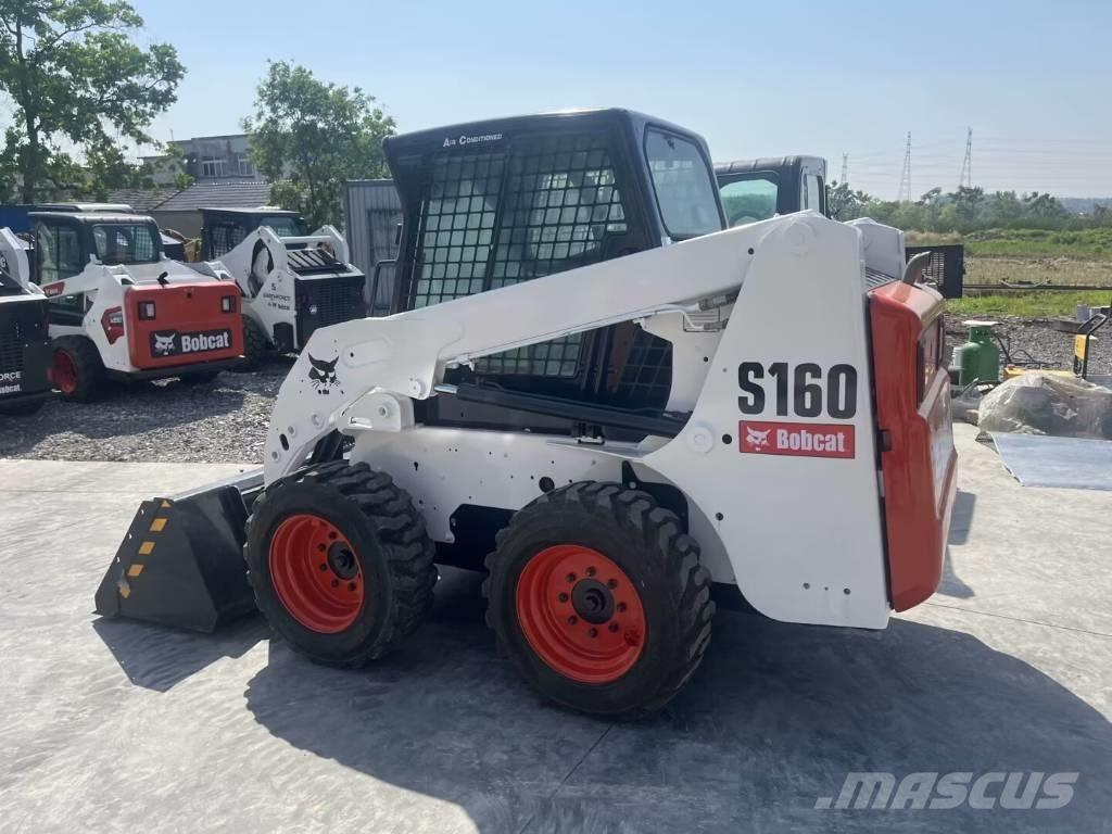 Bobcat S 160 滑移装载机