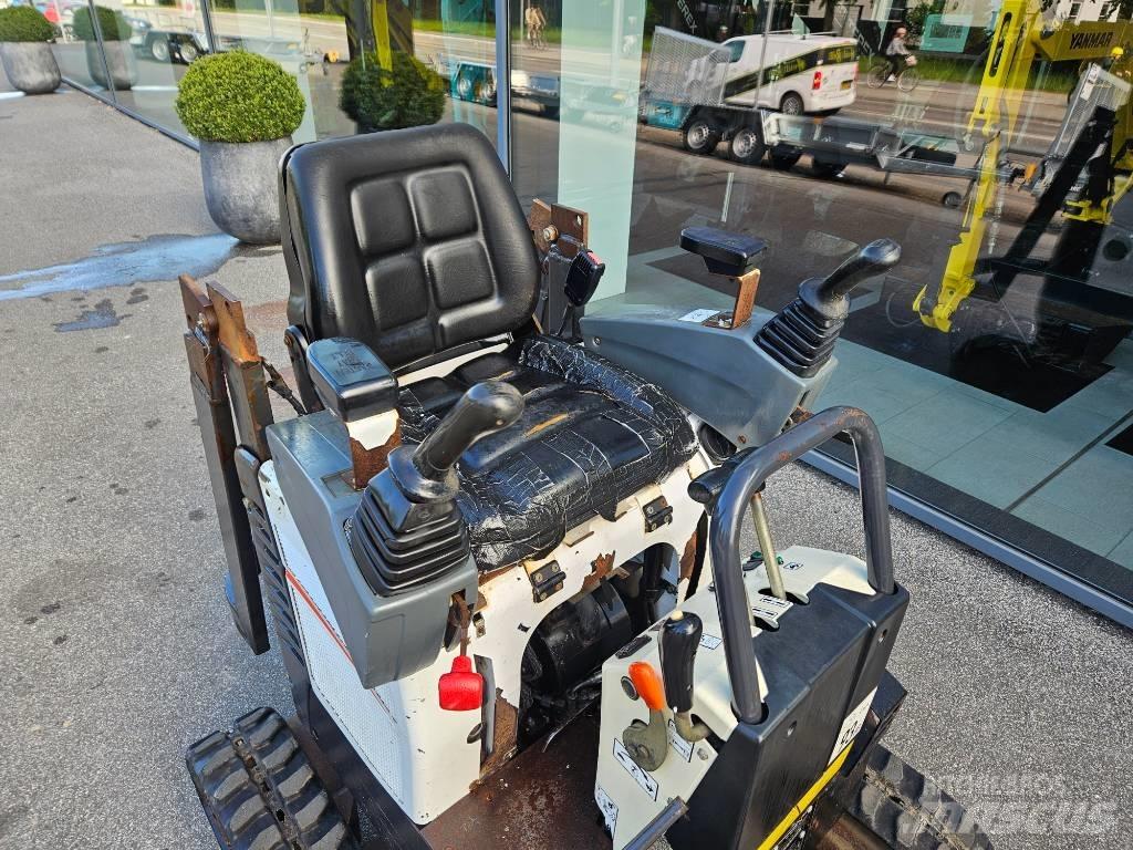 Bobcat E 10 小型挖掘机