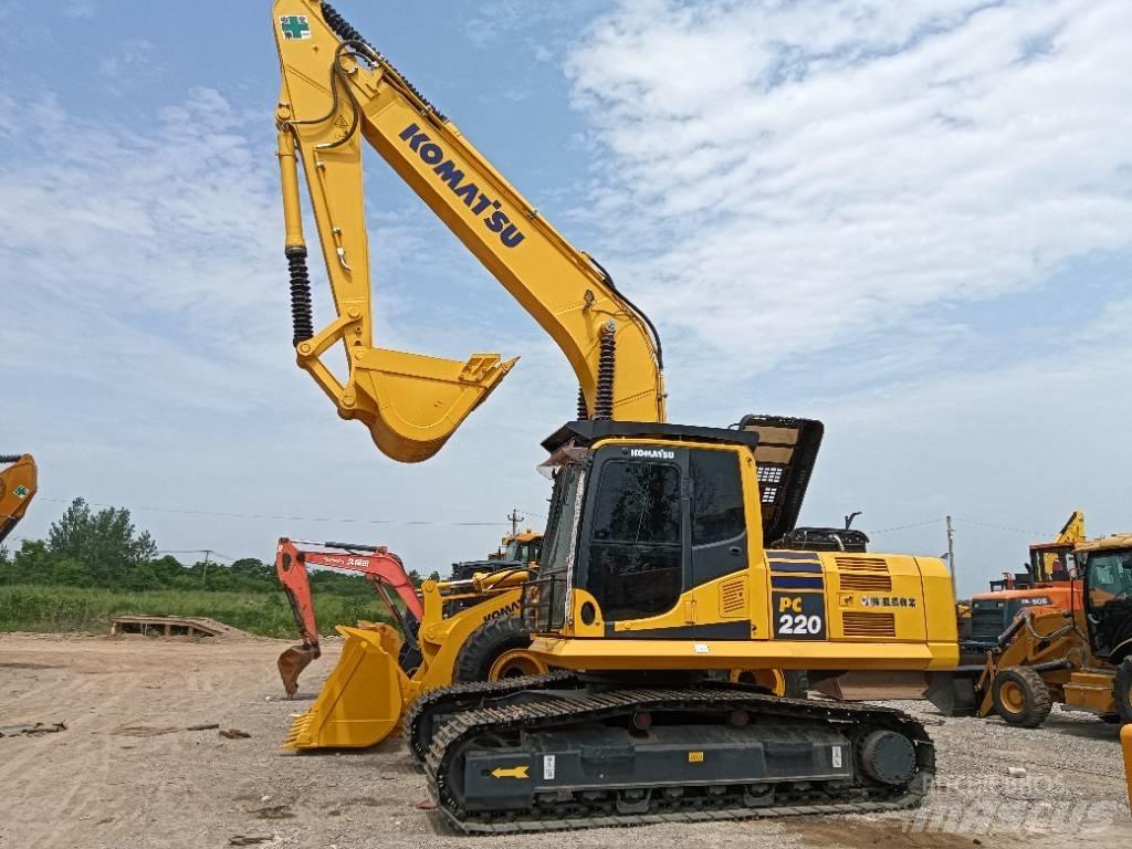 Komatsu PC 220-8 履带挖掘机