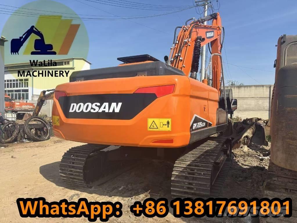 Doosan DX 225 LCA 履带挖掘机