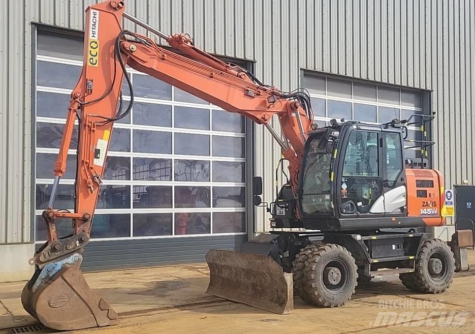 Hitachi ZX 145 轮式挖掘机