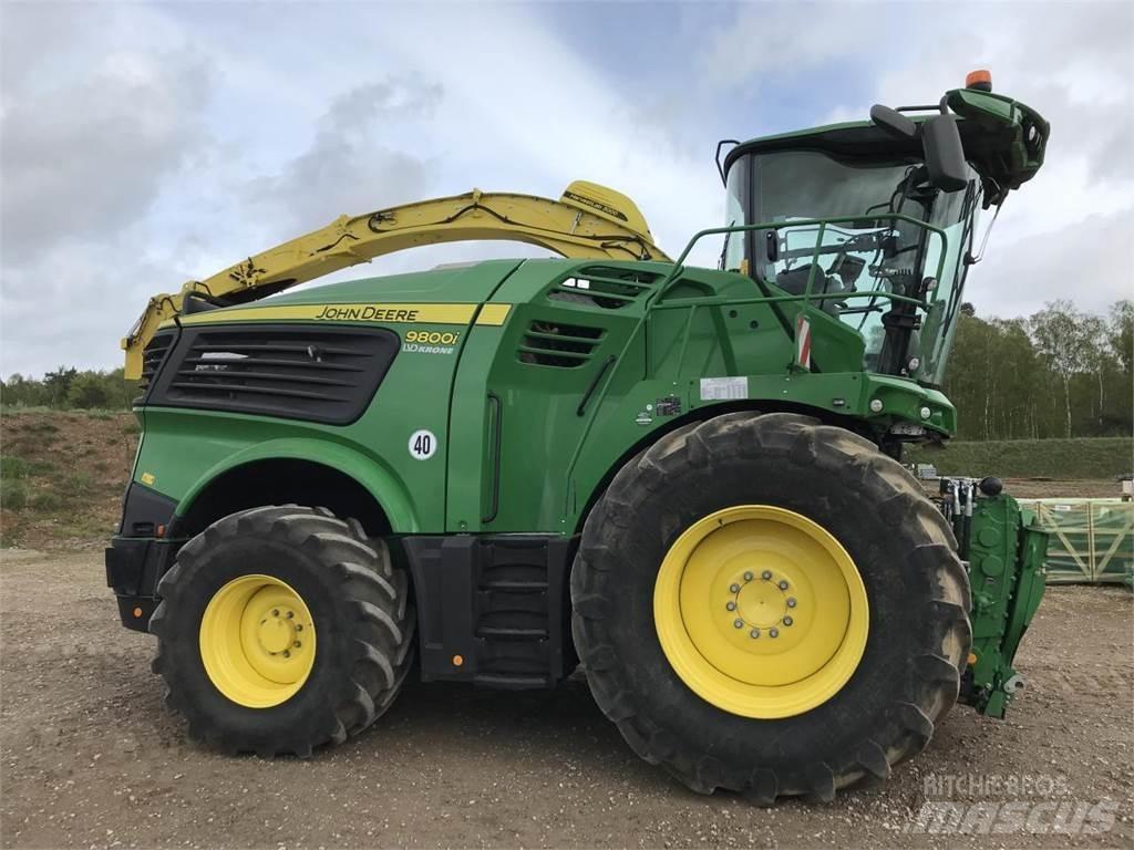 John Deere 9800i 自走式青贮饲料收割机