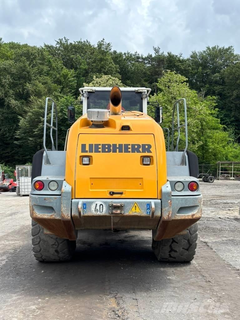 Liebherr L 576 轮式装载机