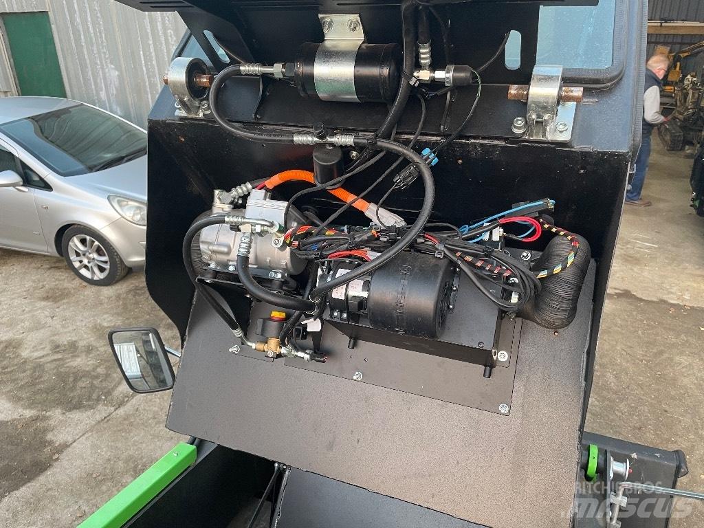 Kovaco Elise 900 中型挖掘机