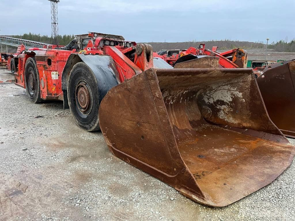 Sandvik LH 410 地下装载机