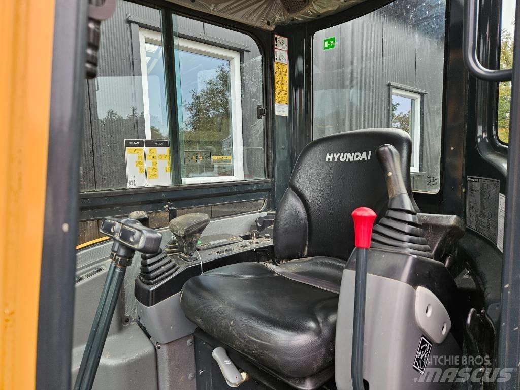Hyundai Robex 25-9 小型挖掘机