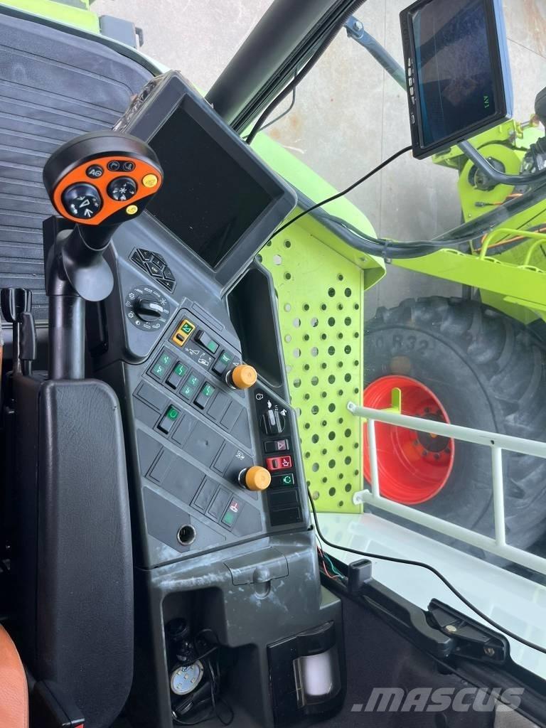 CLAAS Lexion 560 TT 联合收割机