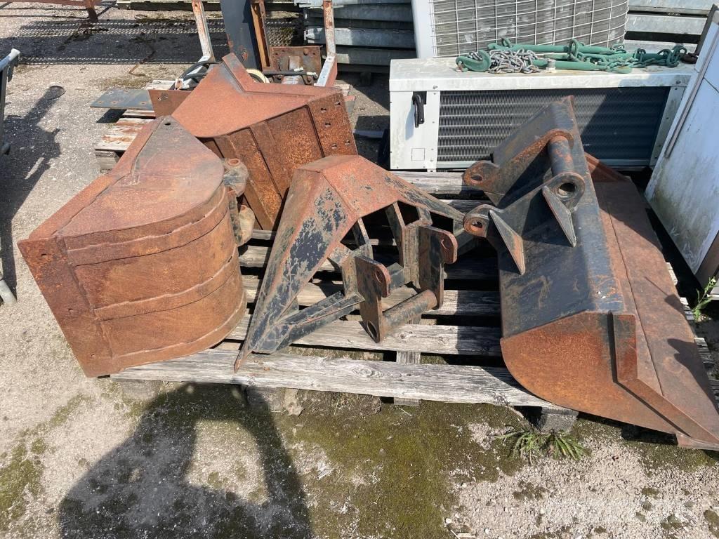 CAT 236 滑移装载机