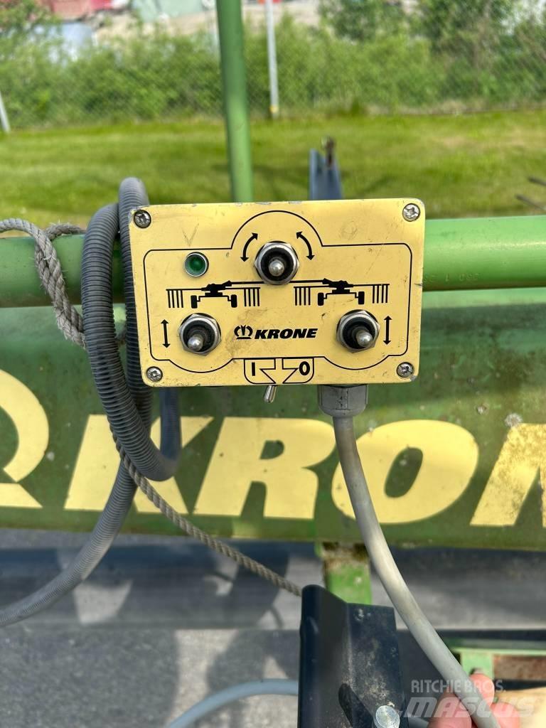 Krone Swadro 900 料堆整形机