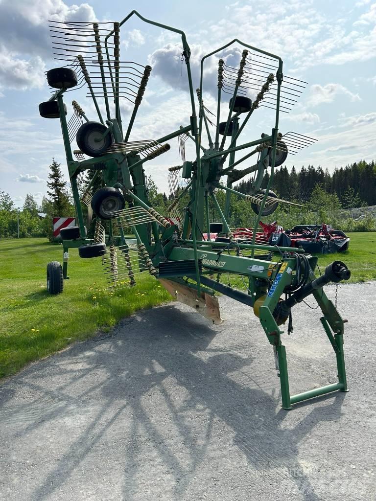 Krone Swadro 900 料堆整形机