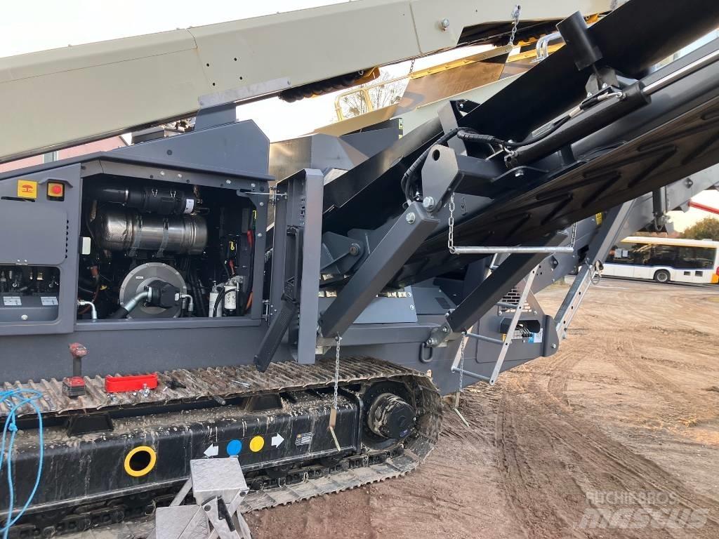 Metso S3.7 移动式筛分机
